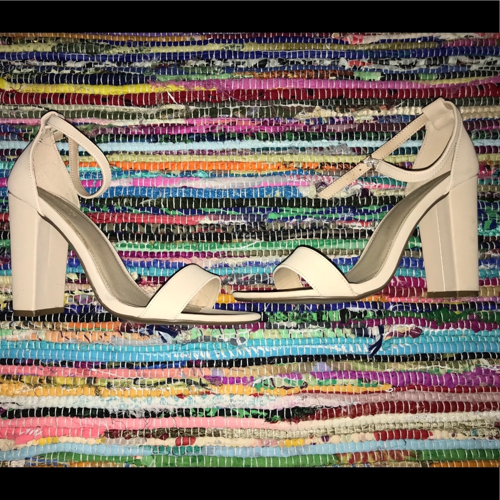 NUDE CHUNKY HEEL FROM CHAROLETTE RUSSE